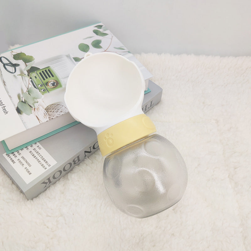 Bouteille d'eau portable pour chien ZenPaws™– Hydratation facile en voyage